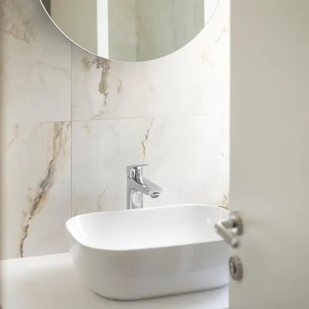 아파트 Nettle Tree